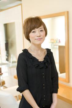 小林 成子